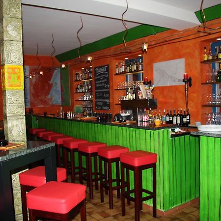 Hostel El Bocado ฟรีดริชส์ฮาเฟน ภายนอก รูปภาพ